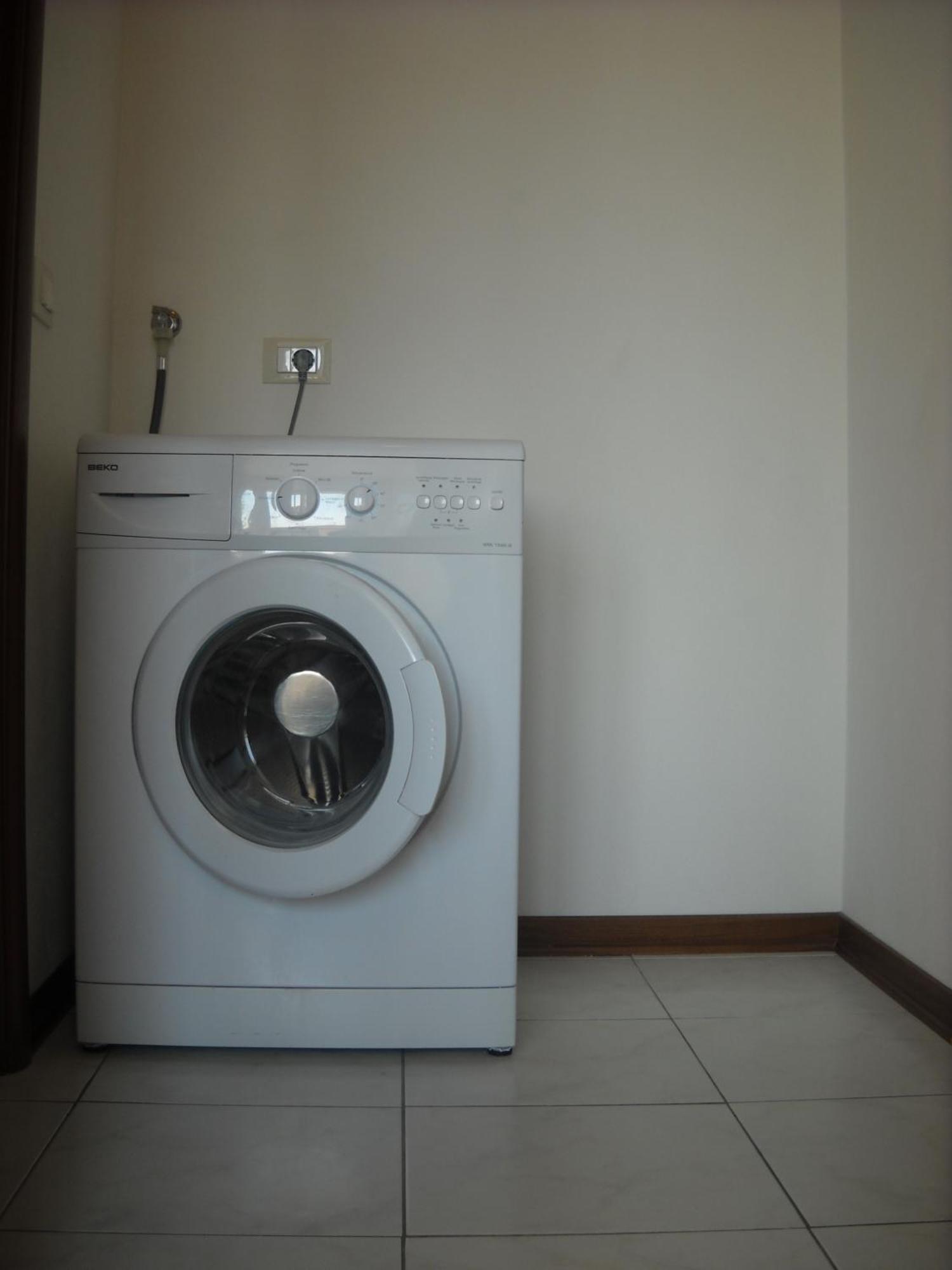 Residence Maryel Rimini Bagian luar foto