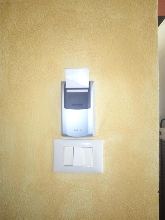Residence Maryel Rimini Bagian luar foto
